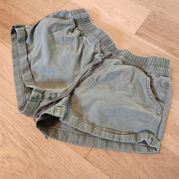 EMPYRE | Ladies shorts - Picture 3 of 5